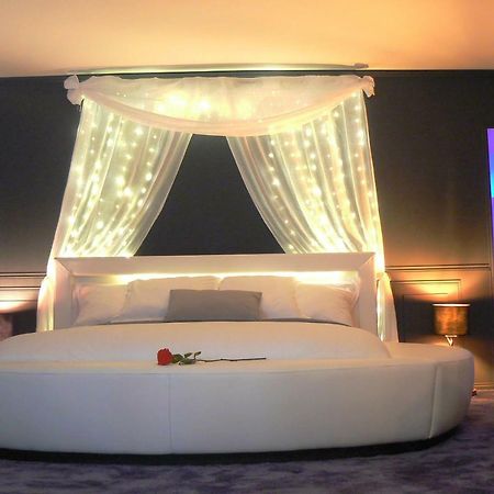 Love Room Proche Rennes Le Cocon Enchanteur Plelan-le-Grand Экстерьер фото